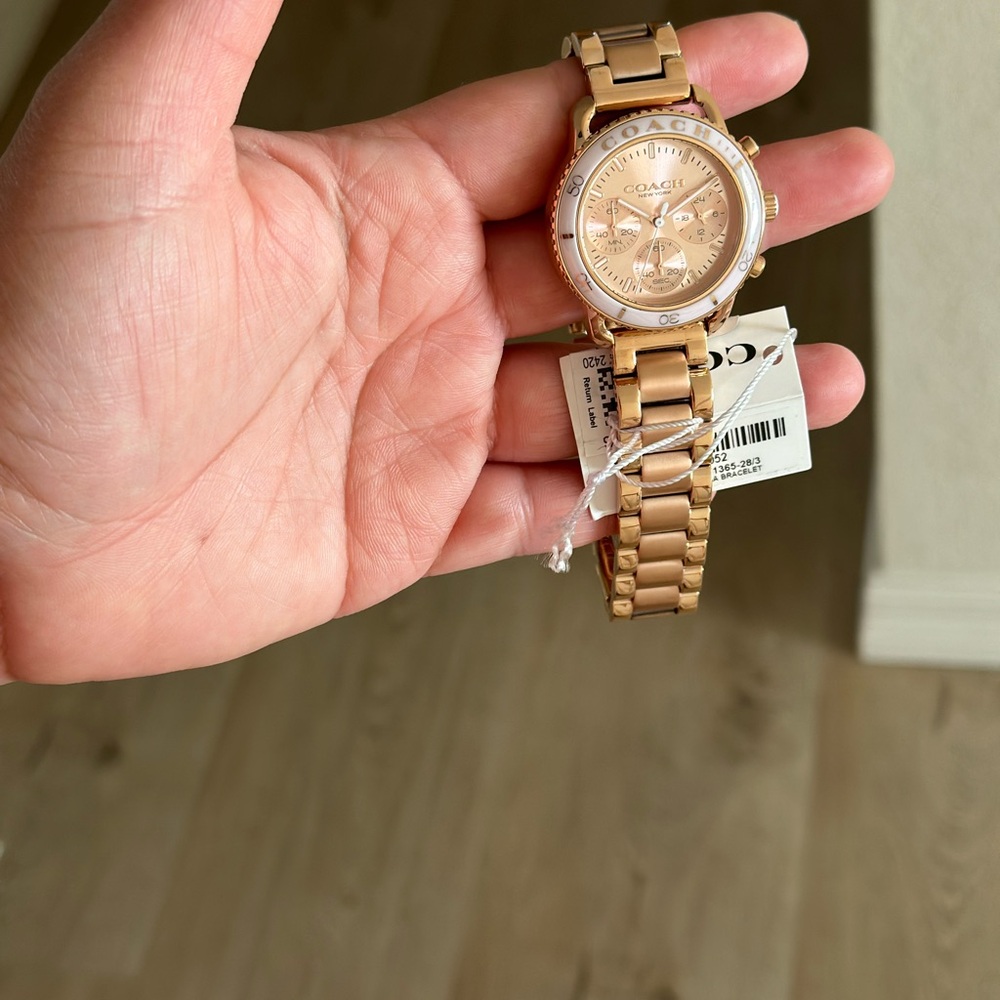 Coach Watch Women’s Cruise Rose Gold - Picture 2 of 6